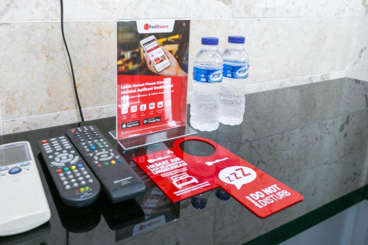 מלון Reddoorz Syariah Near Alun Alun Magelang Bayeman מראה חיצוני תמונה